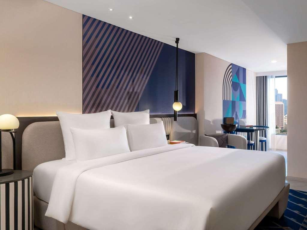 Tribe Living Bangkok Sukhumvit 39 By Accorhotels Номер фото